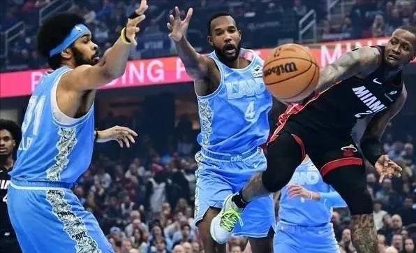 迈阿密热火队员_nba迈阿密热火队_迈阿密热火队